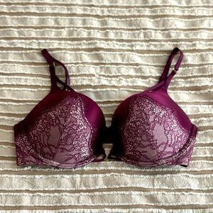 Victoria’s Secret Bombshell Plunge push-up bra 32D